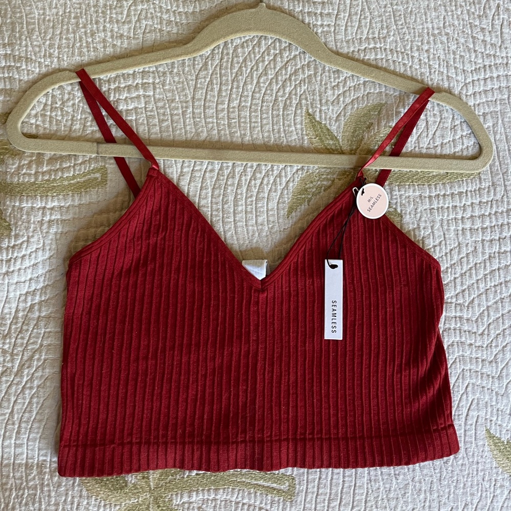 M/L Red/Maroon Cropped Shirt/Bra